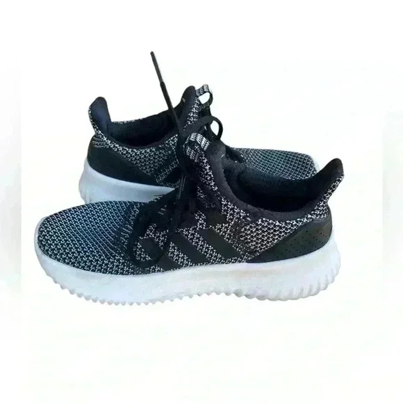 Adidas kids Cloudfoam Pure Running Sneakers Black White AQ1689 Kids Sz 1.5 used - Picture 3 of 9